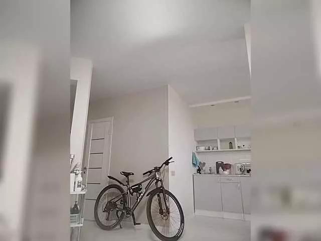 Offline --MODEL--1 on BongaCams