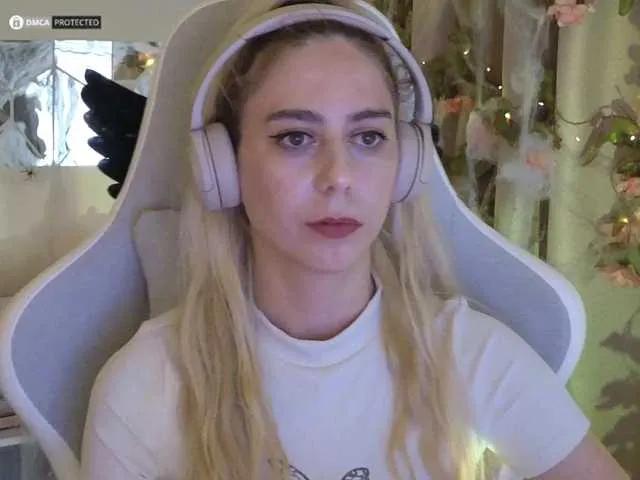 Freechat -Light-Fury- on BongaCams