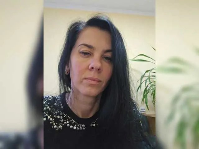 1Glorya1 on BongaCams