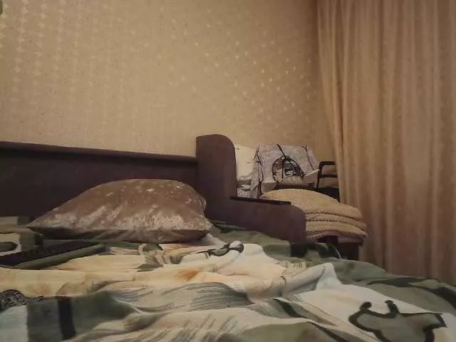 Offline Alinka1979 on BongaCams