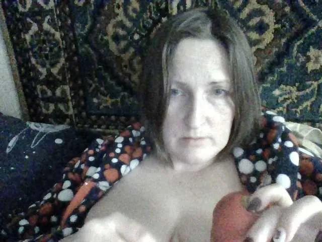 AllaSowinskaya — Freechat on BongaCams