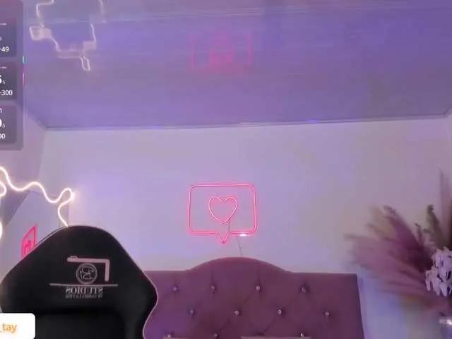 Offline Amara-tay on BongaCams