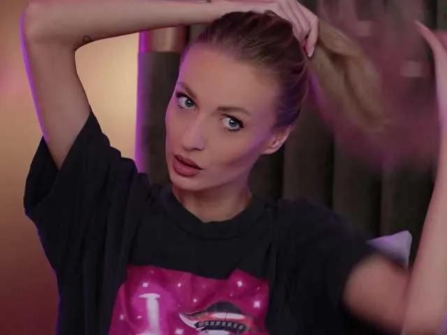 Offline AmeliaAngell on BongaCams