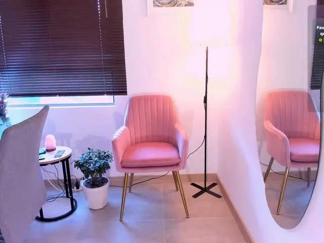 Freechat ameliegraham on BongaCams