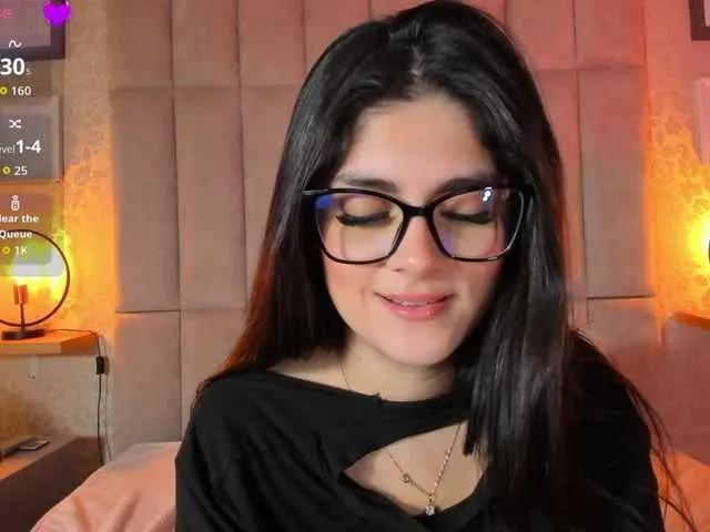 Offline amy-saenz on BongaCams