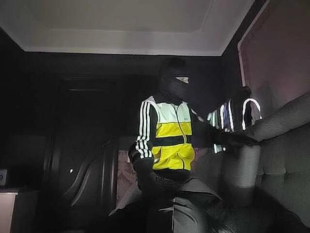 Offline Andr86mskk on BongaCams