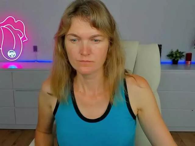 Offline Annabel-xxx on BongaCams