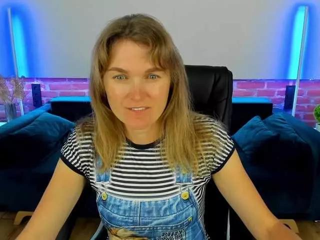 Offline Annabel-xxx on BongaCams