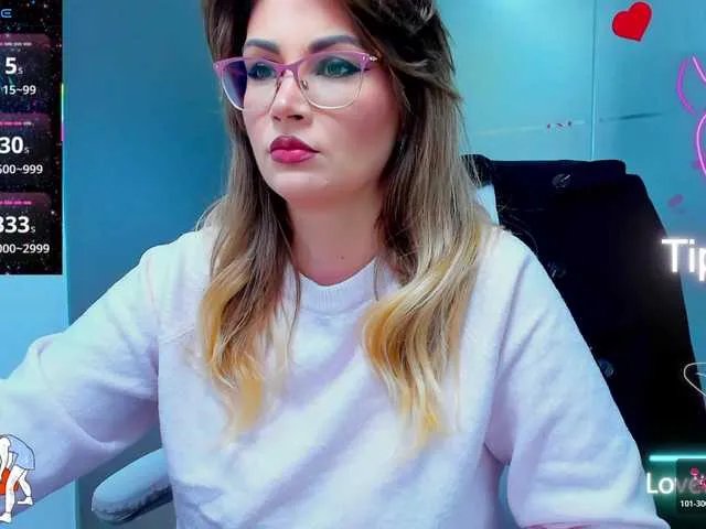 Freechat anyarosses on BongaCams