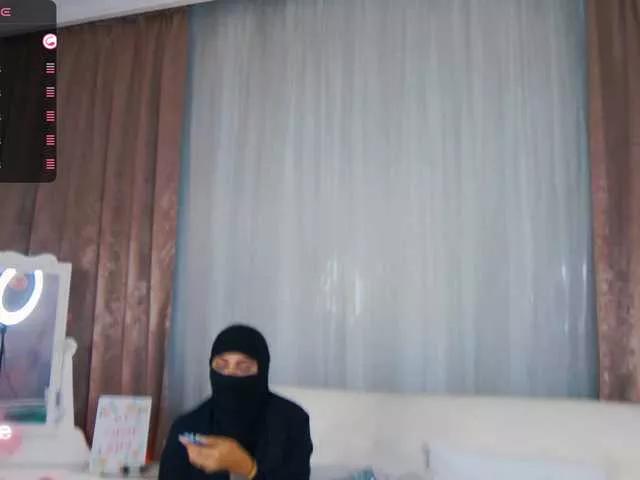 Offline arabian-princess on BongaCams