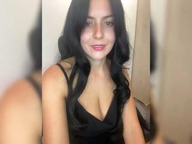 Freechat AriaShy on BongaCams