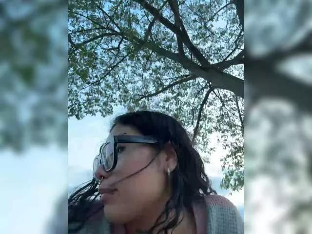 Freechat ArielMoore on BongaCams