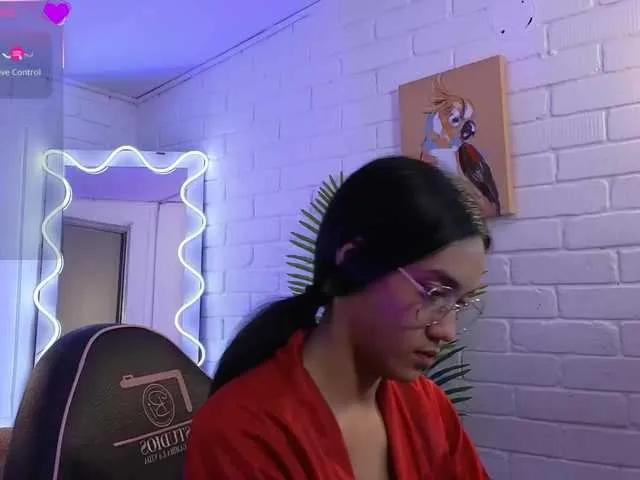 Freechat Artemiss-tay on BongaCams