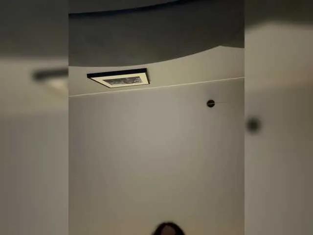 Offline babyymommyanddadyy on BongaCams