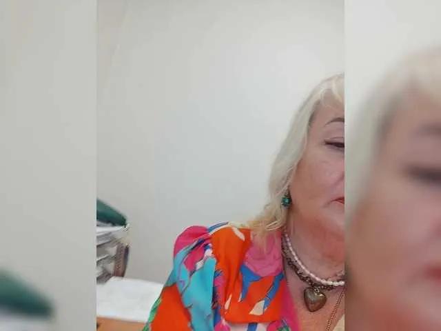 Freechat BESTija-1 on BongaCams