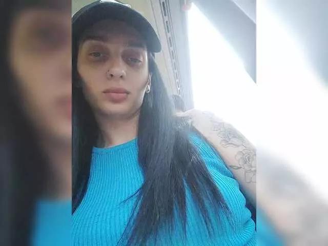 Offline Blackcaramel on BongaCams