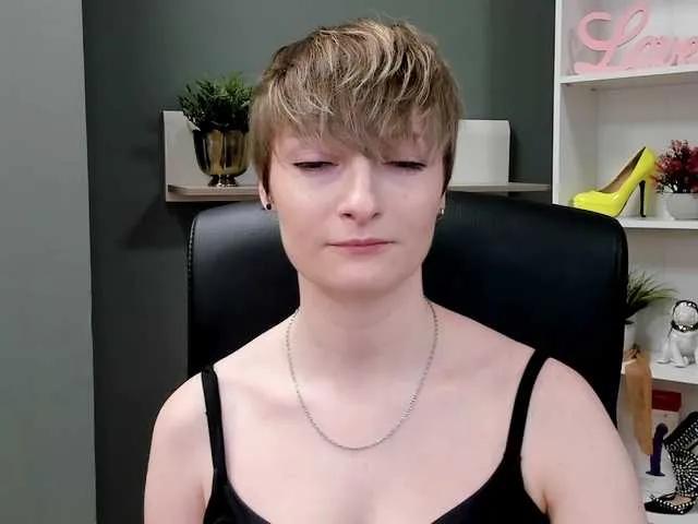 Offline BlairPlay on BongaCams