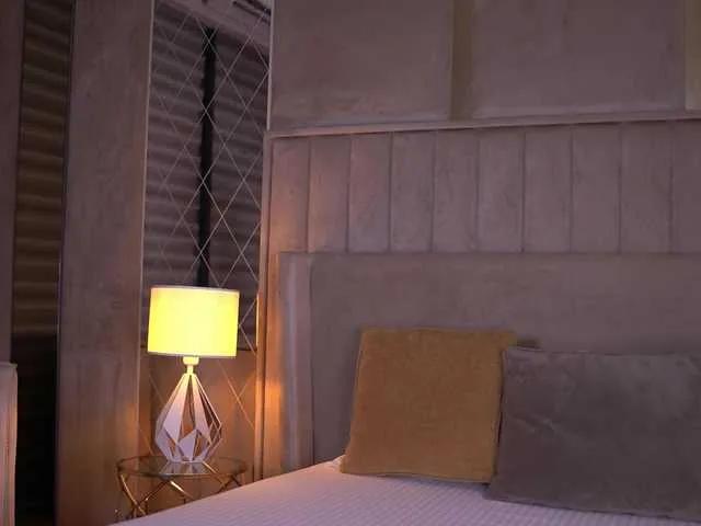 Freechat BlairSander on BongaCams