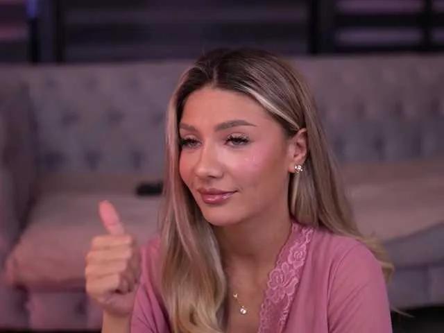 BongaCams BlairSander is Freechat BlairSander — Neck kisses, romantic dates, very slow unforgettable sex