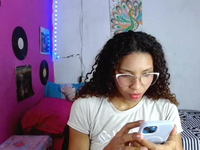 Freechat blessedperverse on BongaCams