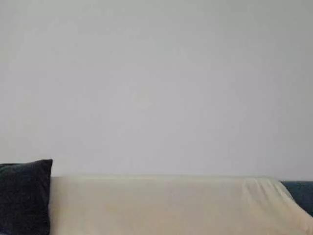 bubble-gum122 on BongaCams 