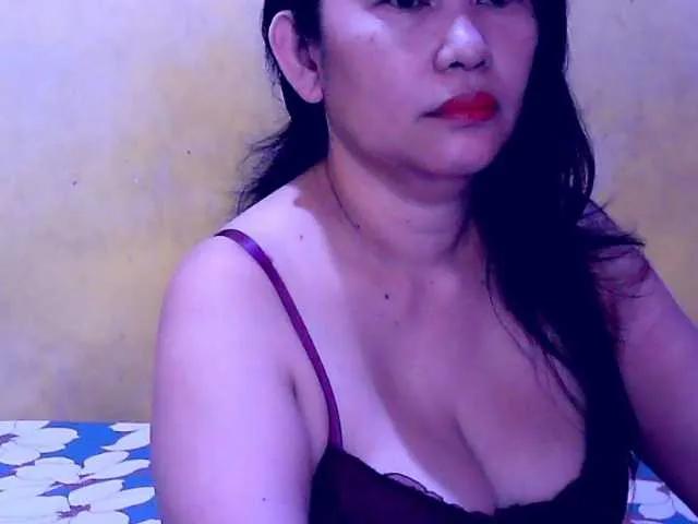 Freechat Carmela4u on BongaCams