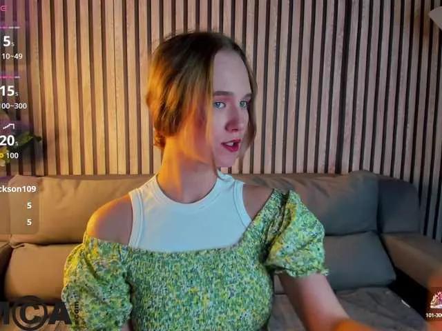 Freechat Casey-Sweeet on BongaCams