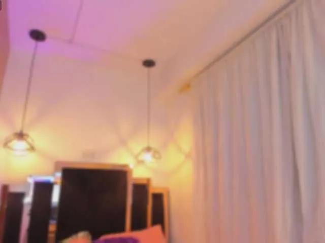 Offline Cassiestevens on BongaCams