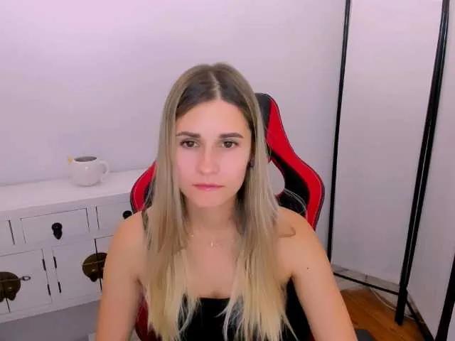 Freechat CatrinGood on BongaCams