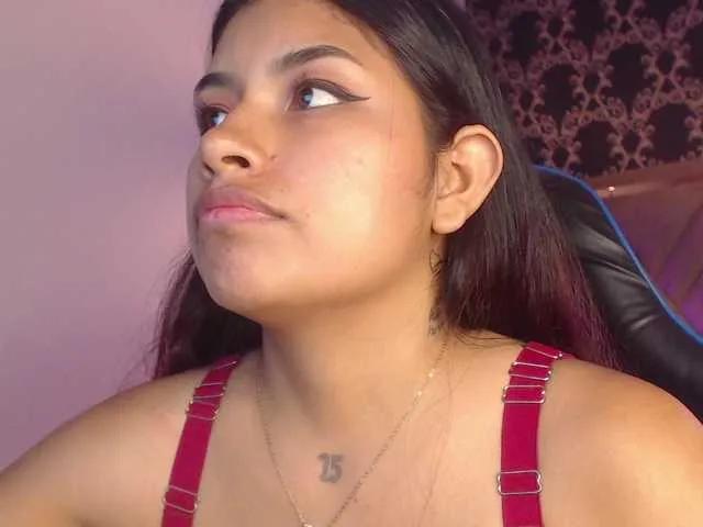 Freechat ChantalPetit on BongaCams