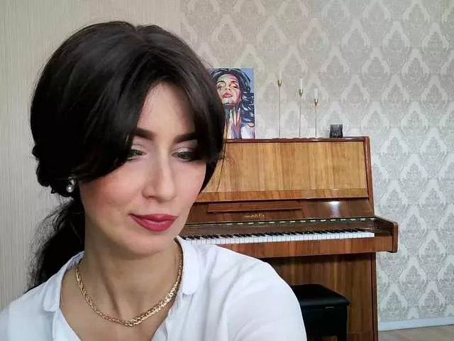 Offline Charmingvenus11701 on BongaCams