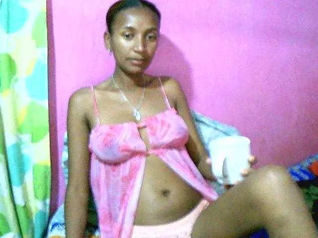 Offline Chellah01 on BongaCams