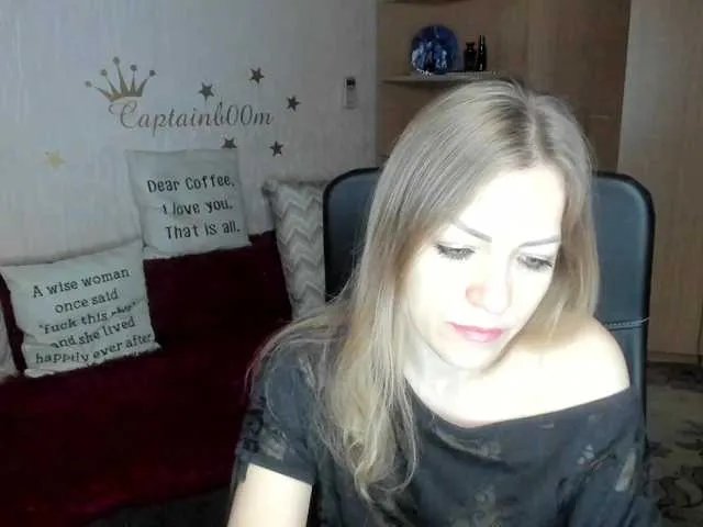 Offline CherishSia on BongaCams