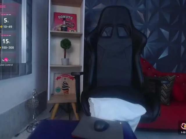 Freechat cristalwar on BongaCams