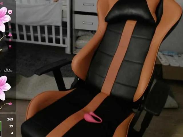 Offline crystalyss on BongaCams