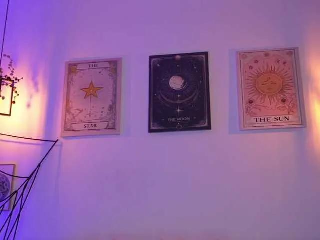 Offline curlynatashaa on BongaCams