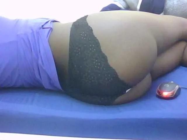 Offline Cute-vee on BongaCams