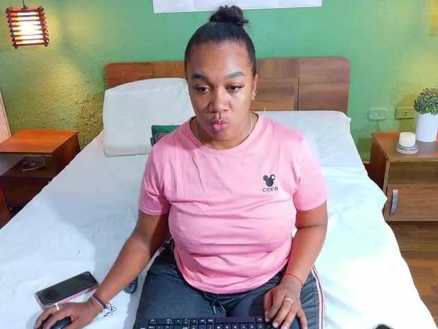 Offline DANAABROWN on BongaCams