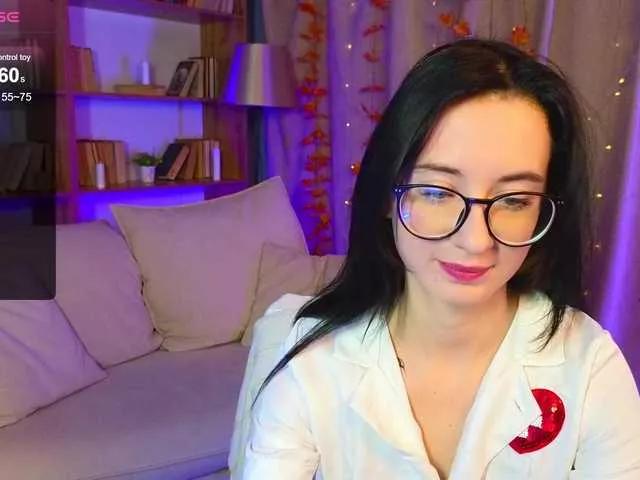 Offline DarkLola on BongaCams