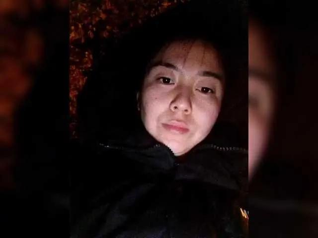 dasha922 on BongaCams