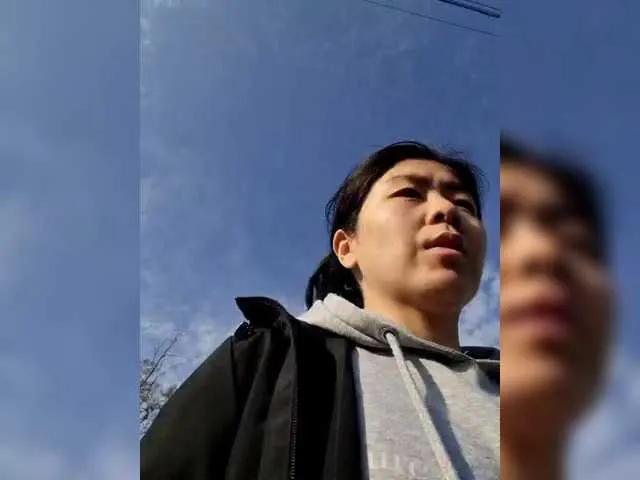 dasha922 on BongaCams