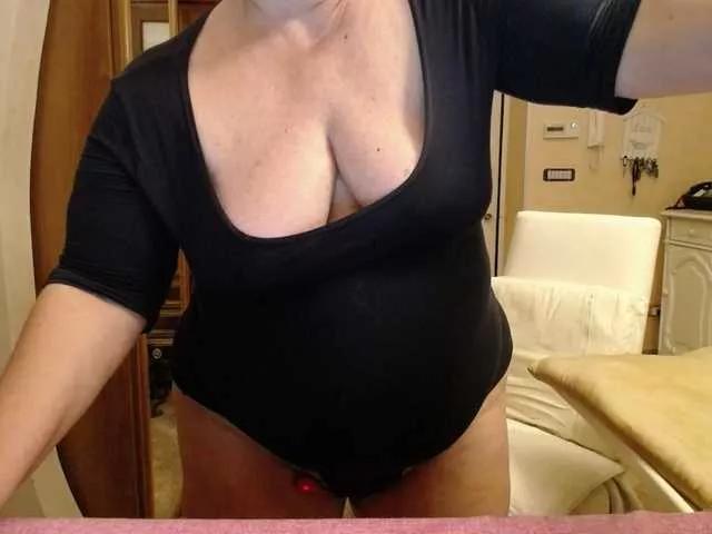 Offline DesideraMe on BongaCams