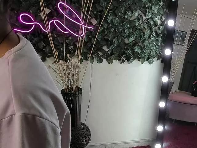 Freechat DestinyHills on BongaCams