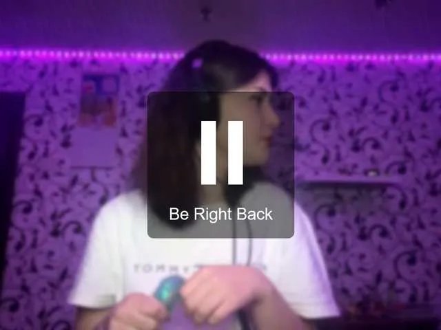 Offline DetraCamaj on BongaCams