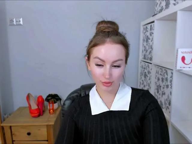 BongaCams DonnaModel is Freechat DonnaModel — I'm all about variety! I enjoy exploring new fetishes, taking charge with a dominant side, or getting lost in gentle, romantic moments. When the mood strikes, I can be wild as a lioness, full of energy and passion, or soft and intimate, making sure...