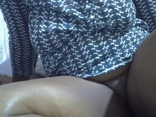 Freechat Ebonymaya on BongaCams