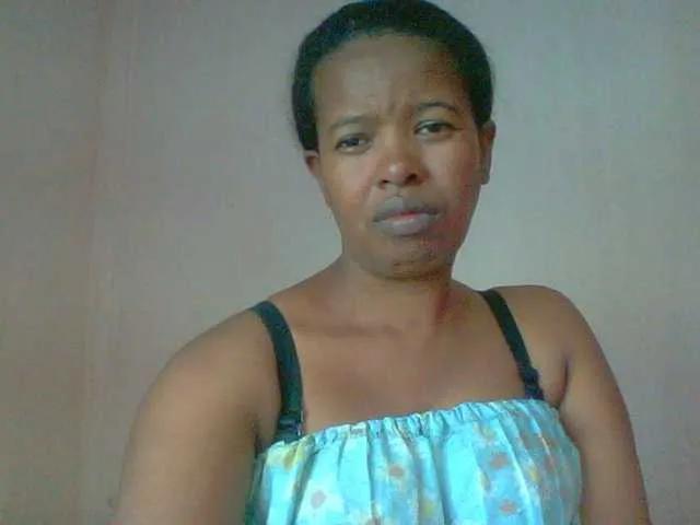 Freechat Edwiga on BongaCams