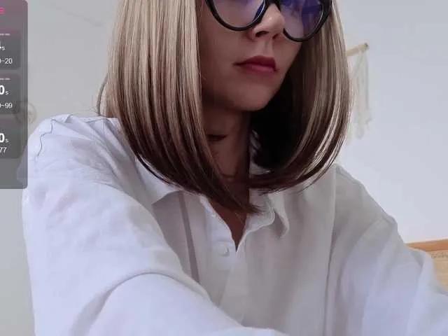 Offline ELEKTRA2023 on BongaCams