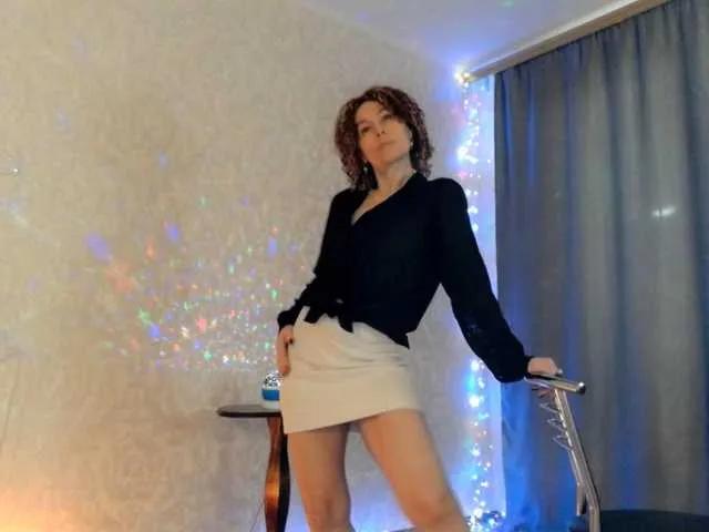 Offline Elenaza1001 on BongaCams
