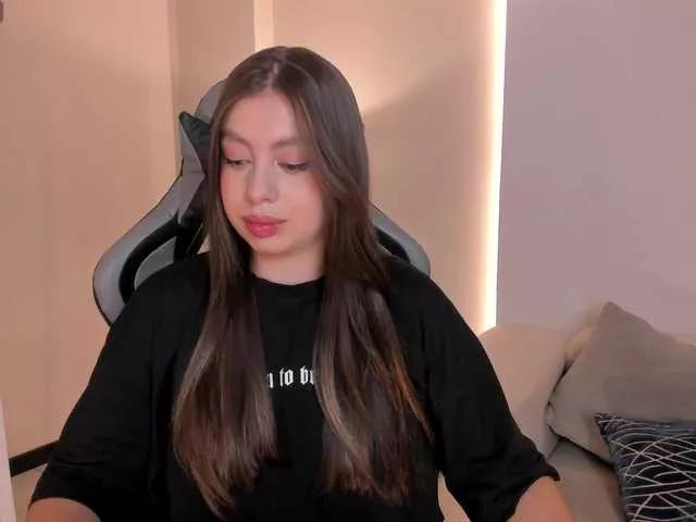 Offline EllaClark on BongaCams